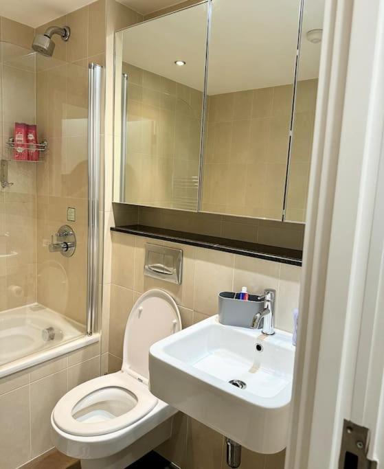 Mediacity Studio Apartment Salford-Quays Manchester Zewnętrze zdjęcie